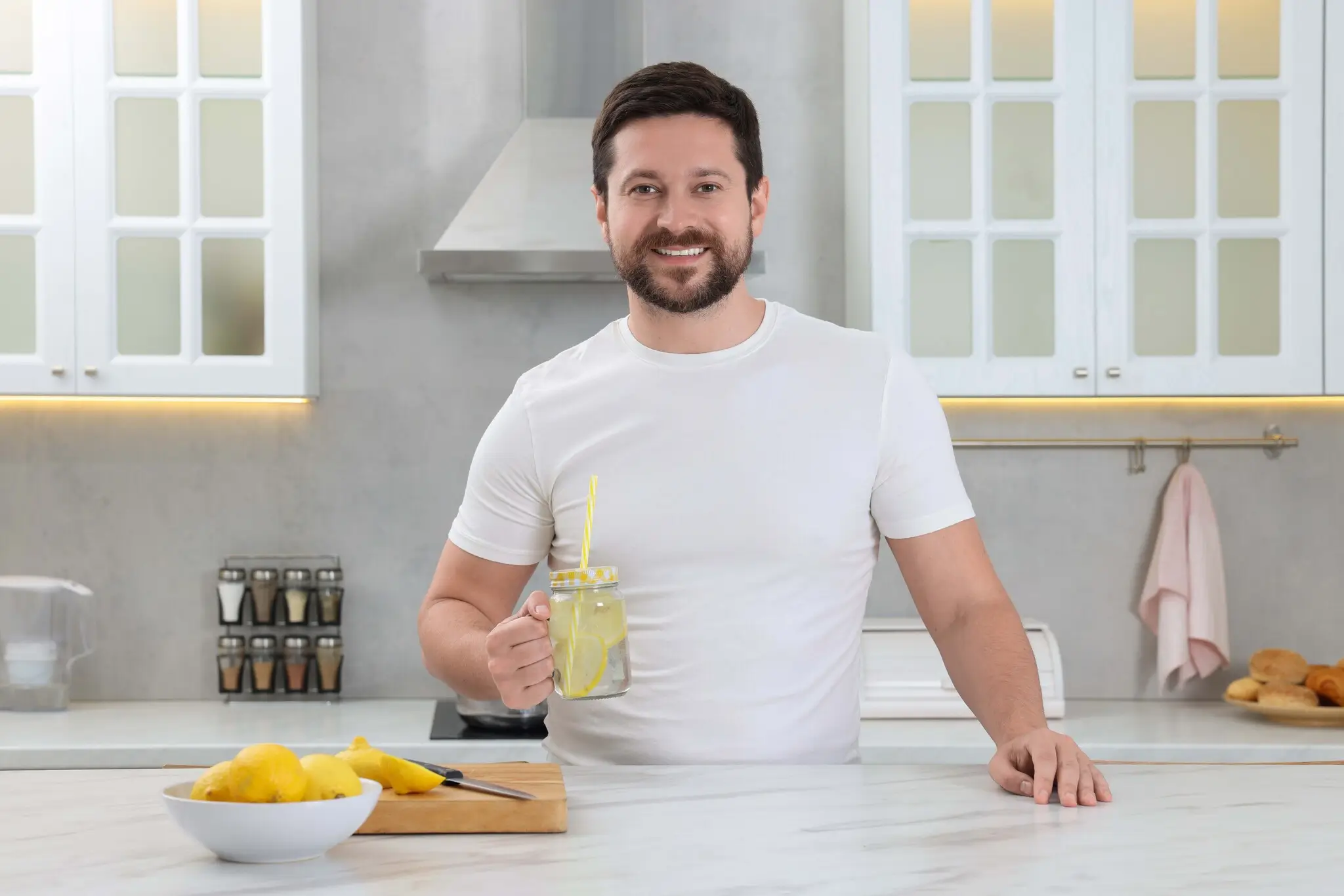 Jordan Bell – Founder of Easy Detox Recipes Jordan Bell 1
