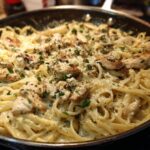 One-Pan Skinny Chicken Alfredo