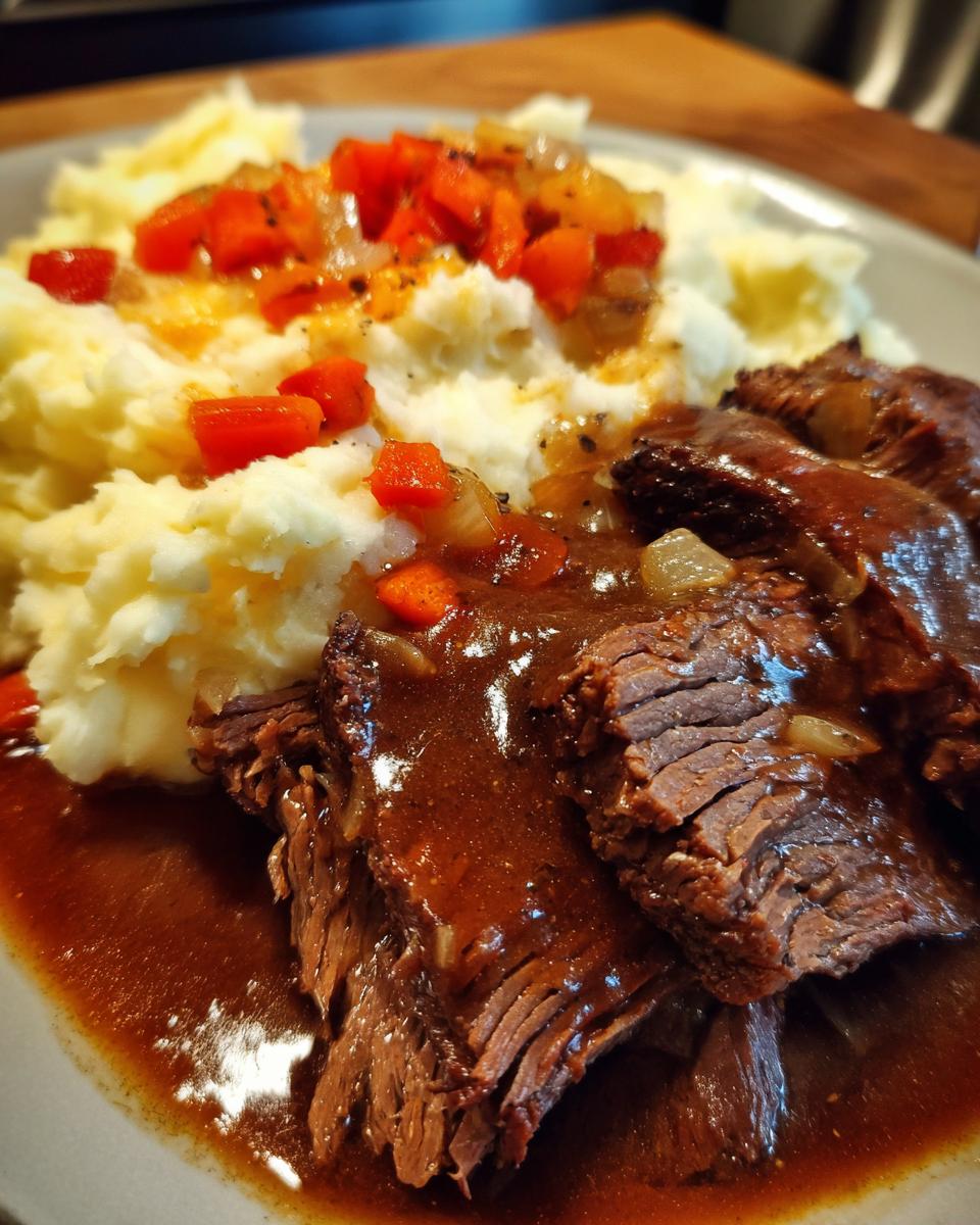 Texas Roadhouse Beef Pot Roast - detail 2
