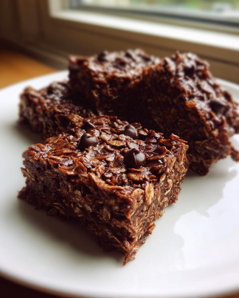 No-Bake Chocolate Peanut Oat Energy Squares - detail 1