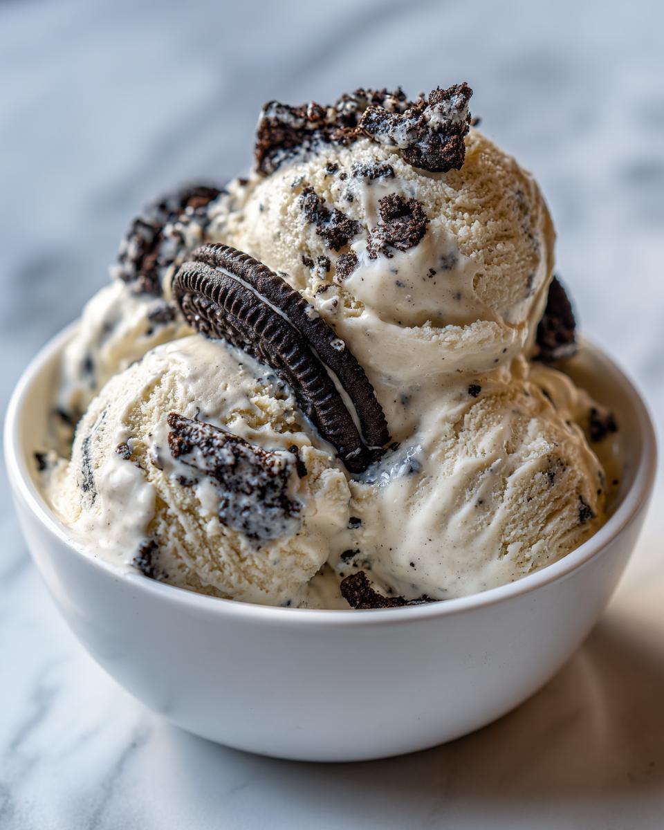 Protein Cookies and Cream Ice Cream - detail 1