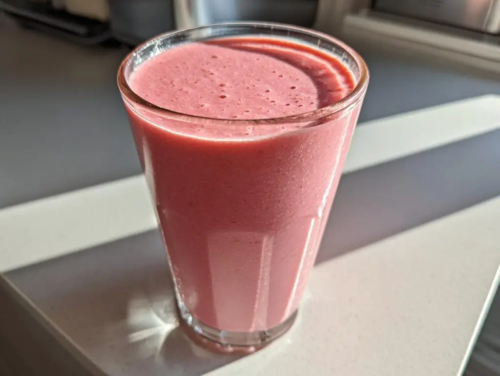 Strawberry banana smoothie