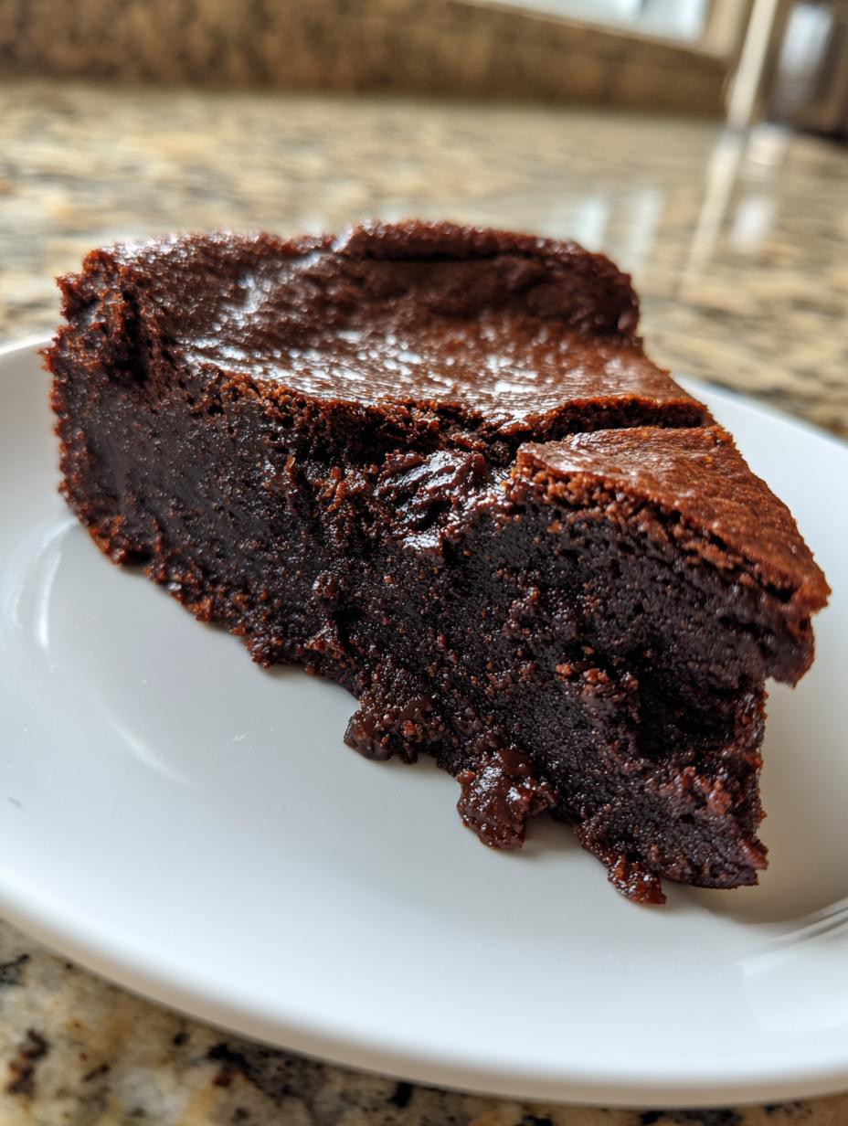 Keto Chocolate Cake - detail 2
